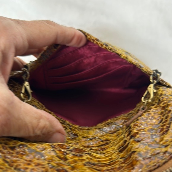 HOBO International Snakeskin Crossbody/ wristlet Bag - Picture 4 of 14